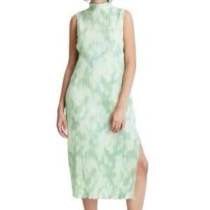 FUTURE COLLECTIVE Plisse Crinkle Midi Dress Sleeveless Green Watercolor - M NWT